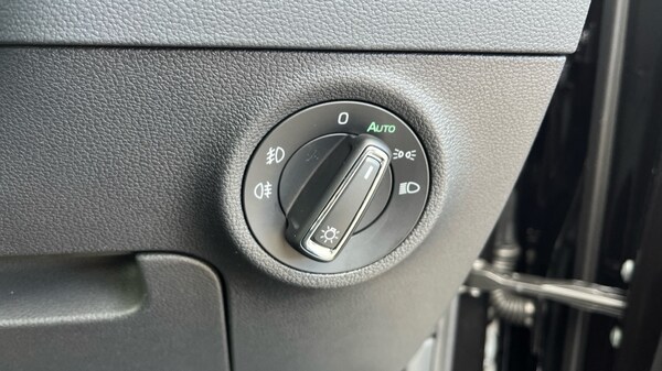 Used Skoda Karoq 2025 for sale - 75726057: Photo 28