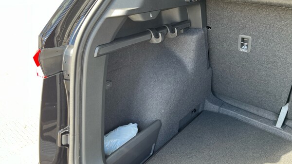 Used Skoda Karoq 2025 for sale - 75726057: Photo 35