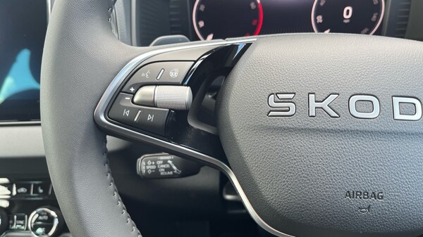 Used Skoda Karoq 2025 for sale - 75726057: Photo 41