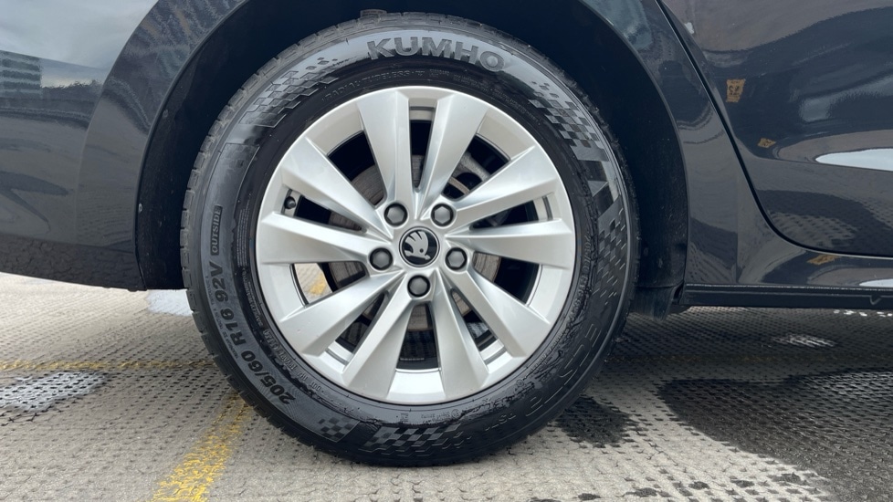 Used Skoda Octavia 2025 for sale - 76539838: Photo 5