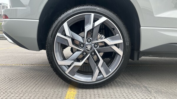 Used Skoda Karoq 2025 for sale - 76229161: Photo 5