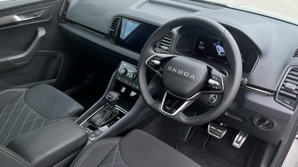 Used Skoda Karoq 2025 for sale - 76229161: Photo 6