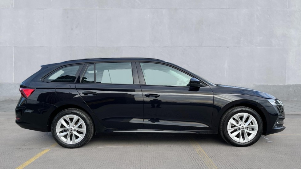 Used Skoda Octavia 2024 for sale - 76062215: Photo 4