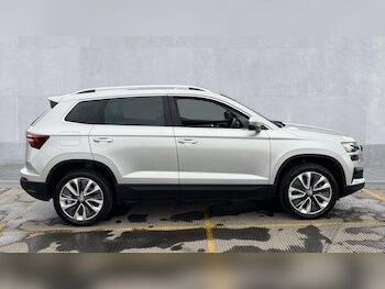 Used Skoda Karoq 2025 for sale - 76372945: Photo
