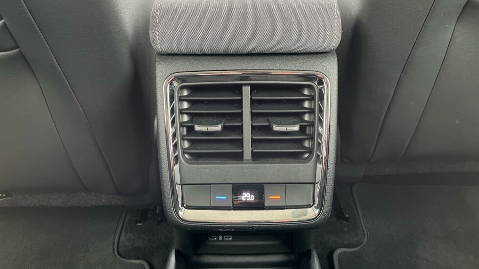 Used Skoda Enyaq 2025 for sale - 76479632: Photo 27