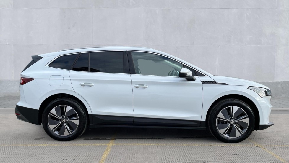 Used Skoda Enyaq 2025 for sale - 76479632: Photo 4