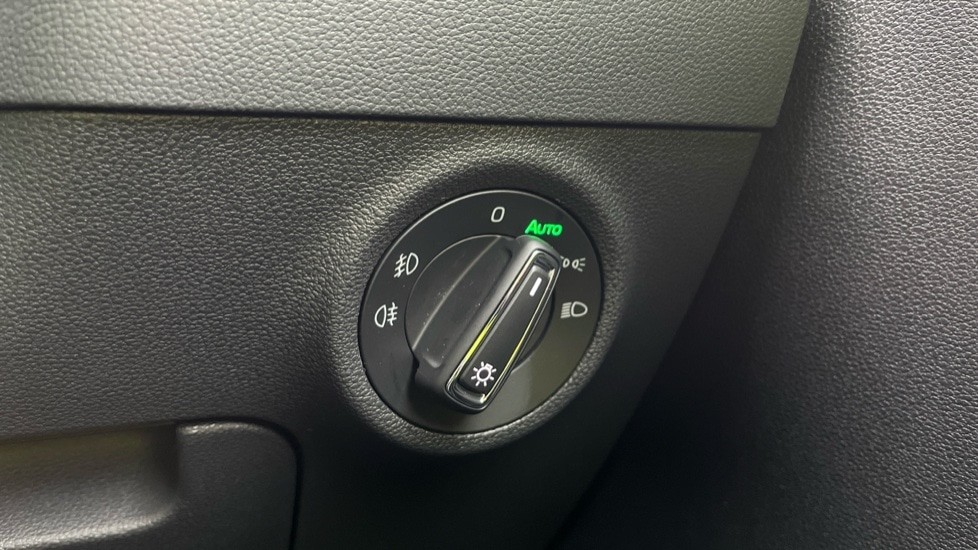 Used Skoda Karoq 2025 for sale - 77005233: Photo 25