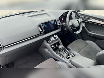 Used Skoda Karoq 2025 for sale - 77005233: Photo