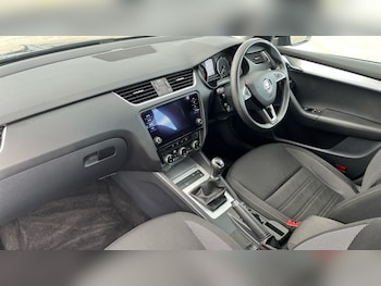 Used Skoda Octavia 2019 for sale - 75771370: Photo