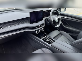 Used Skoda Superb 2024 for sale - 75943374: Photo