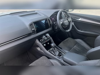 Used Skoda Karoq 2025 for sale - 76514995: Photo