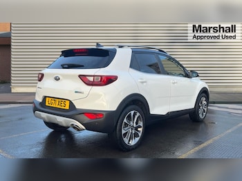 Used Kia Stonic 2021 for sale - 76966654: Photo