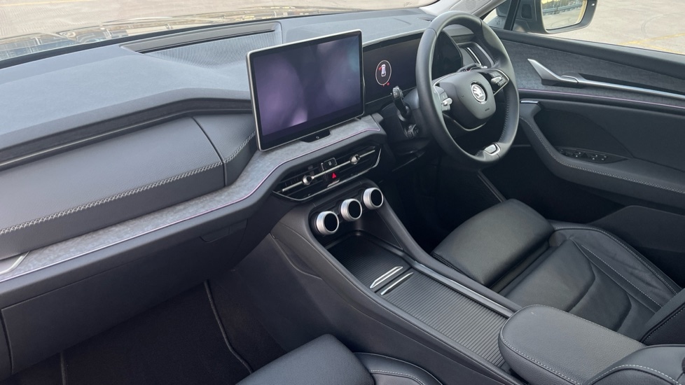 Used Skoda Kodiaq 2024 for sale - 76660694: Photo 2