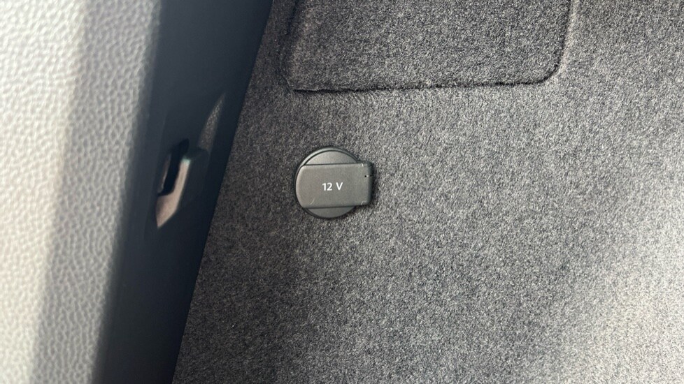 Used Skoda Karoq 2025 for sale - 76074284: Photo 37