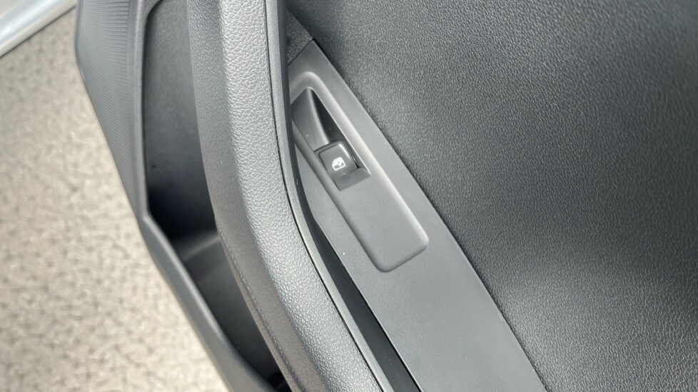 Used Skoda Karoq 2025 for sale - 76074284: Photo 39