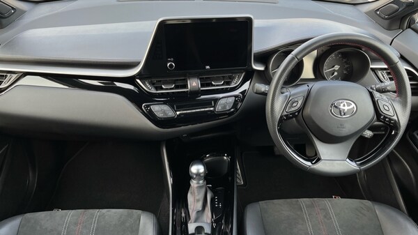 Used Toyota C-HR 2023 for sale - 75672142: Photo 11
