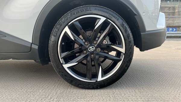 Used Toyota C-HR 2023 for sale - 75672142: Photo 18