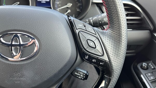 Used Toyota C-HR 2023 for sale - 75672142: Photo 39