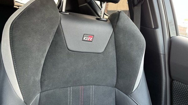 Used Toyota C-HR 2023 for sale - 75672142: Photo 43