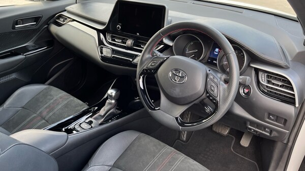 Used Toyota C-HR 2023 for sale - 75672142: Photo 9