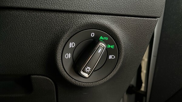 Used Skoda Karoq 2024 for sale - 76196043: Photo 30