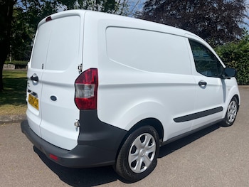Used Ford Transit Courier 2020 for sale - 78728730: Photo