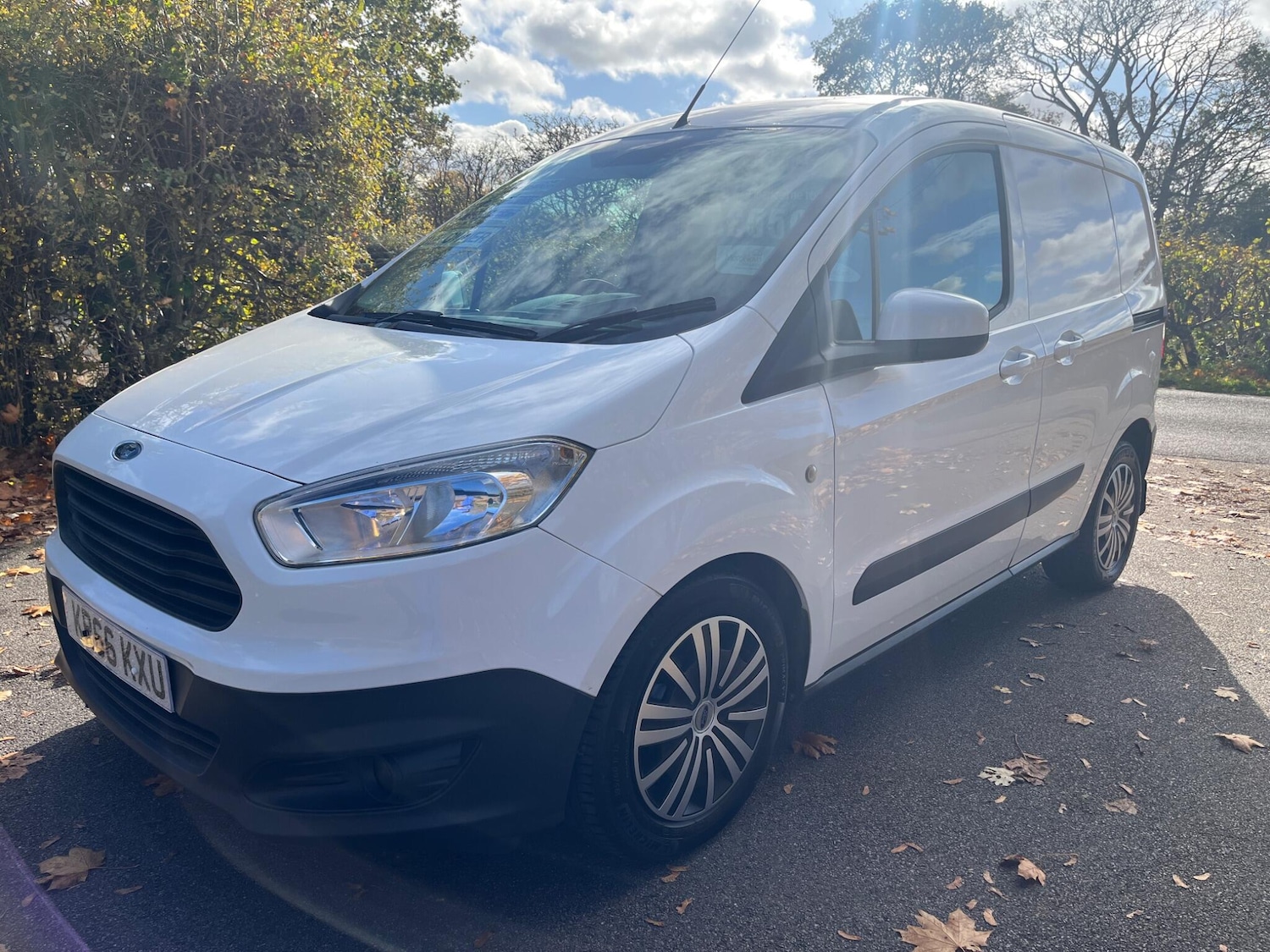 Used Ford Transit Courier 2016 for sale - 76377495: Photo 11