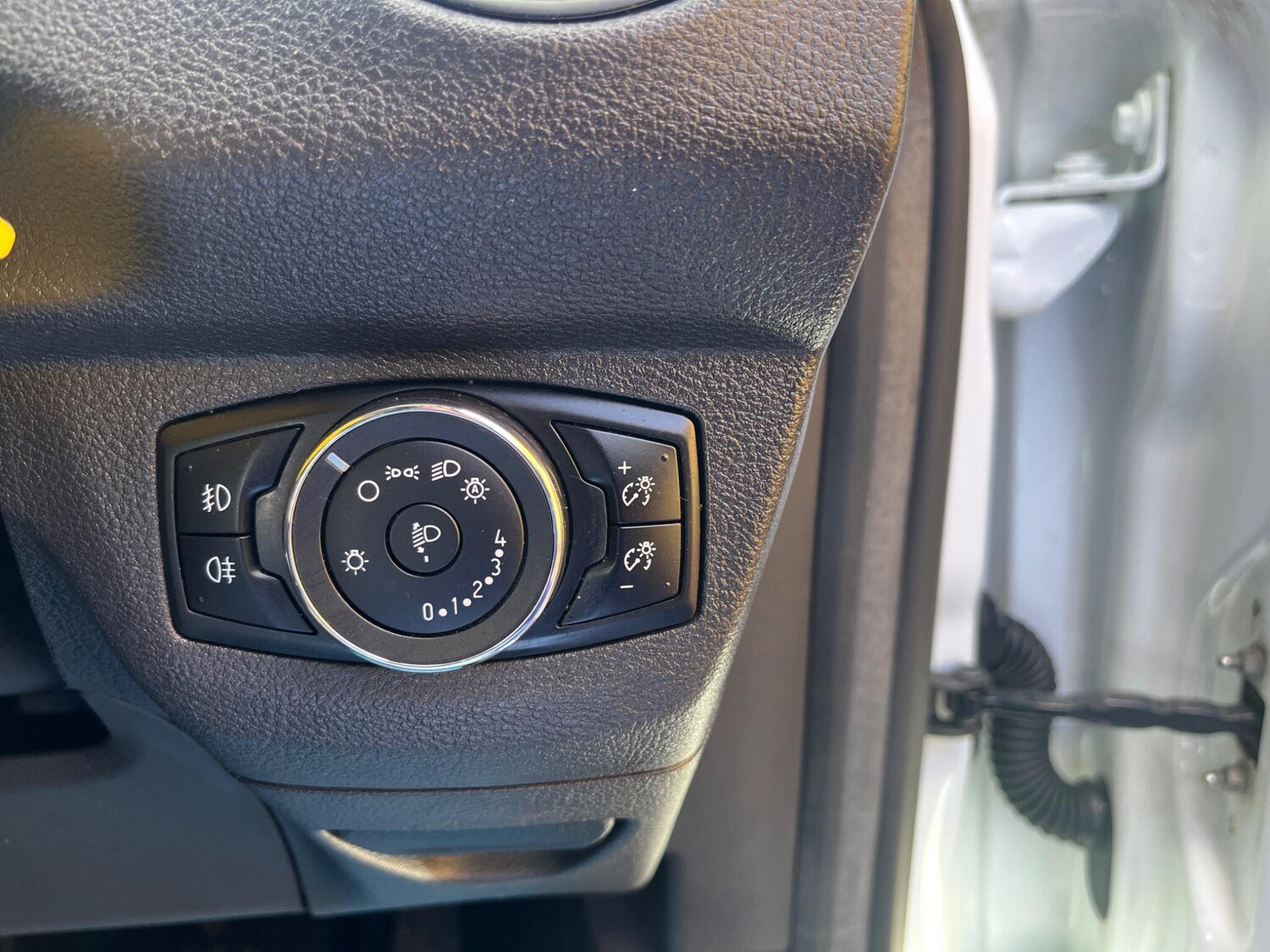 Used Ford Transit Courier 2016 for sale - 76377495: Photo 30