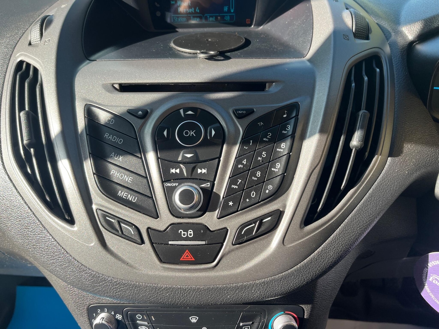 Used Ford Transit Courier 2016 for sale - 76377495: Photo 34