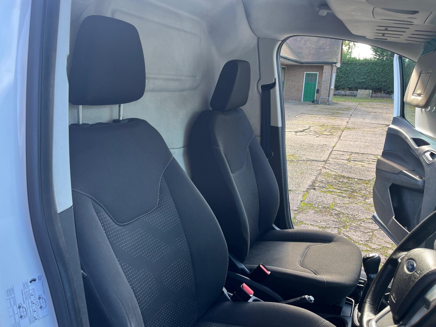 Used Ford Transit Courier 2016 for sale - 76377495: Photo 37
