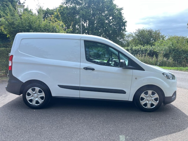 Used Ford Transit Courier 2019 for sale - 75532642: Photo 16