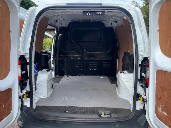 Used Ford Transit Courier 2019 for sale - 75532642: Photo 19