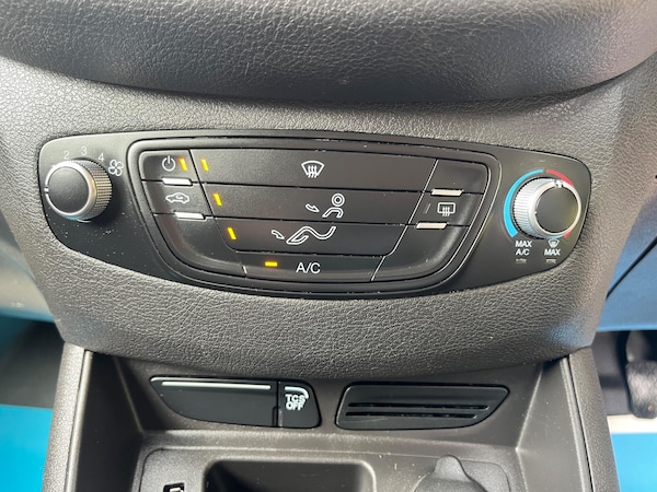 Used Ford Transit Courier 2019 for sale - 75532642: Photo 36