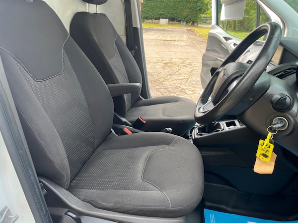 Used Ford Transit Courier 2019 for sale - 75532642: Photo 40