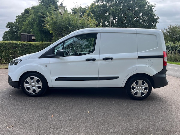 Used Ford Transit Courier 2019 for sale - 75532642: Photo 5