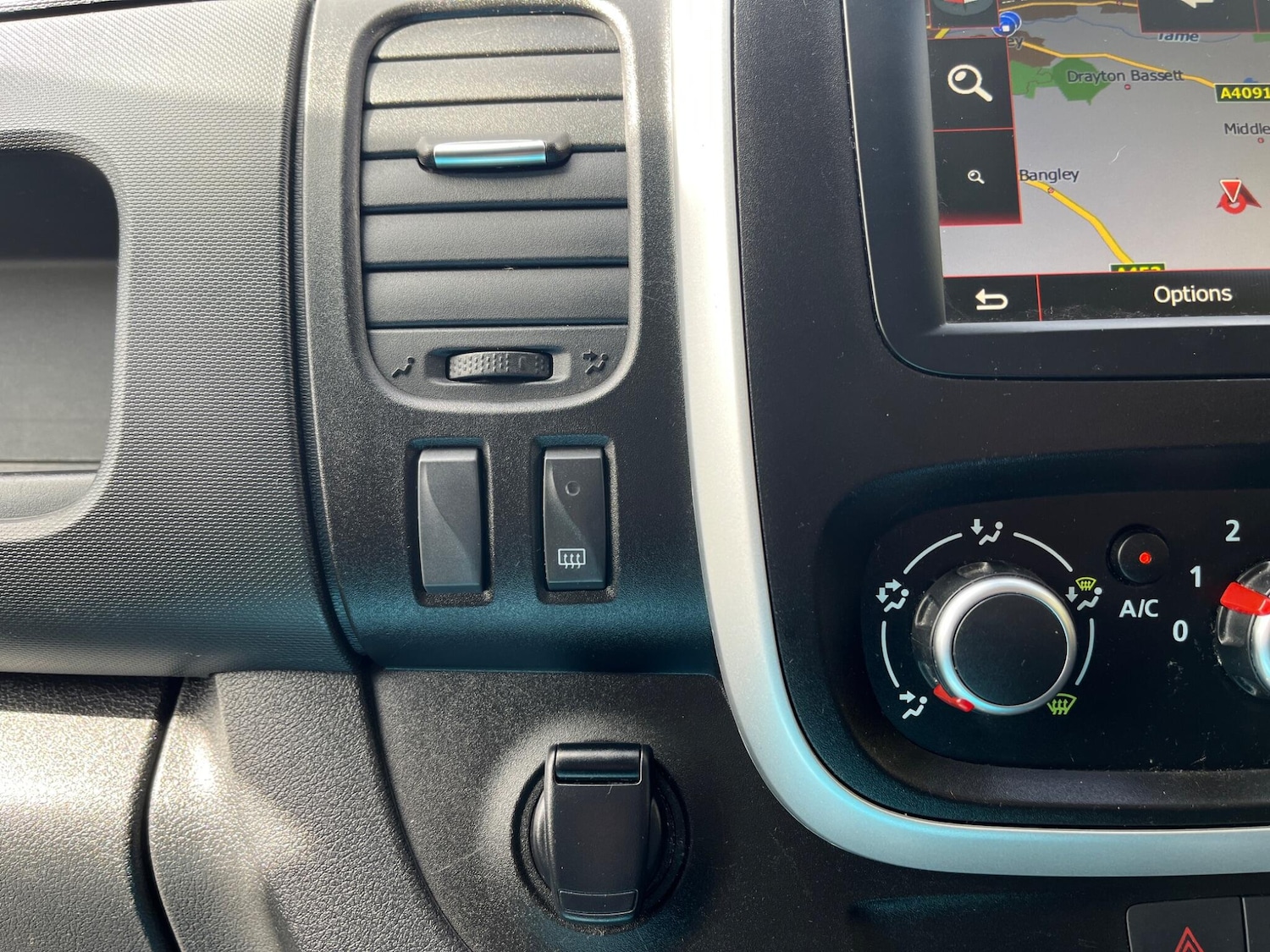 Used Nissan NV300 for sale - 78057963: Photo 37