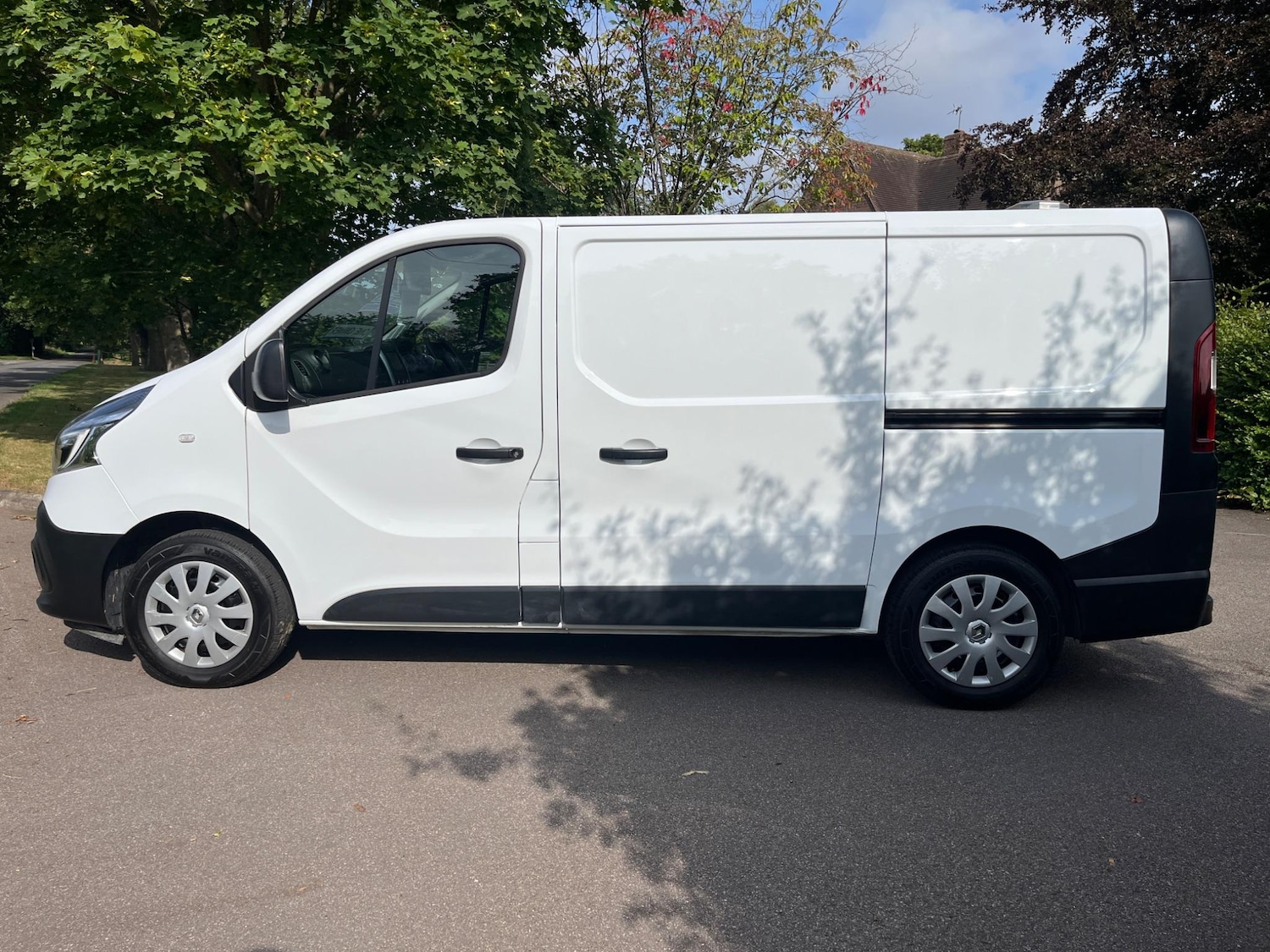 Used Renault Trafic for sale - 76996713: Photo 10