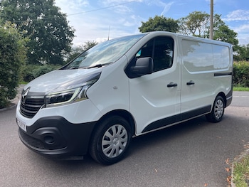 Renault Trafic feature image