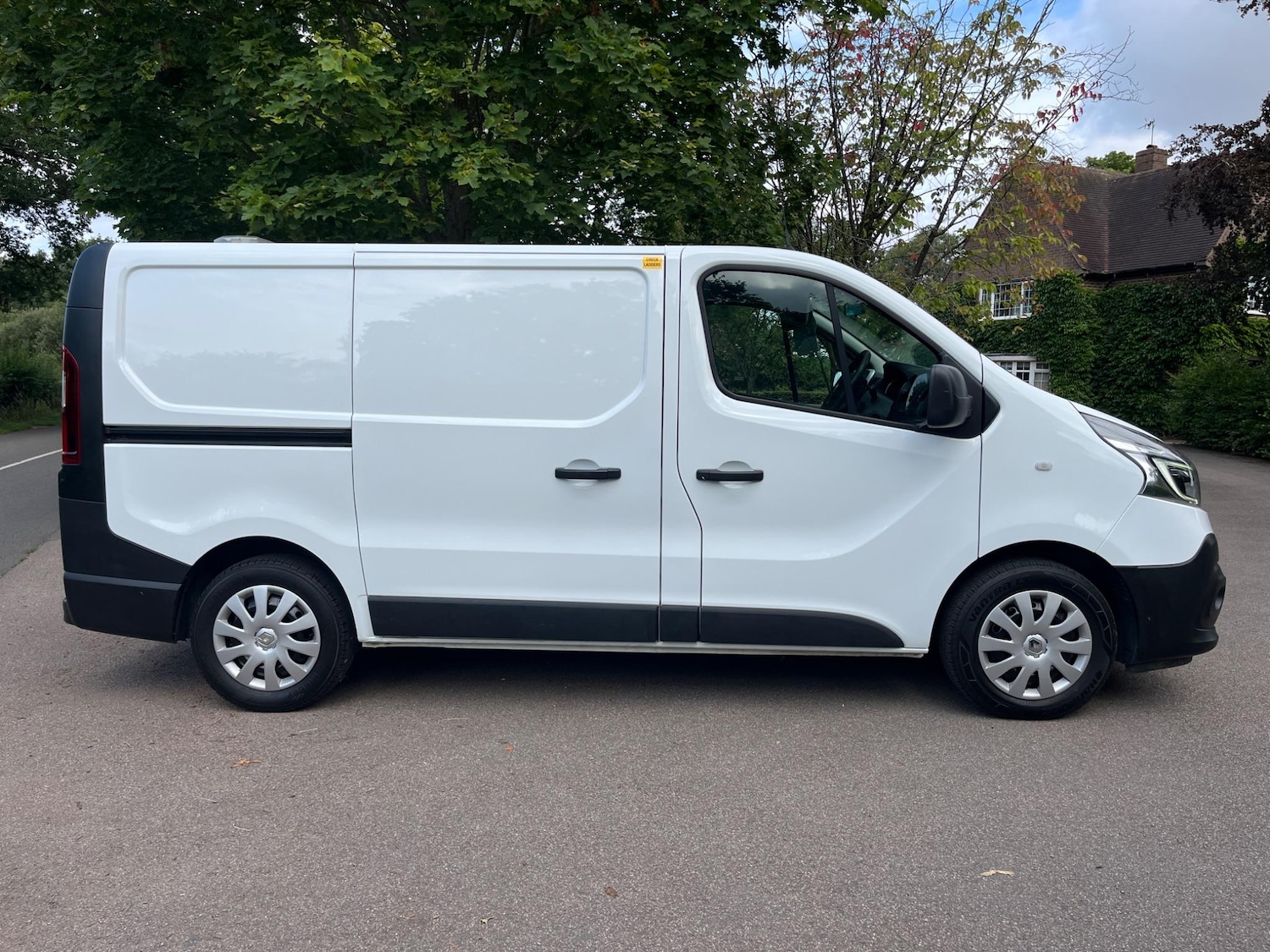 Used Renault Trafic for sale - 76996713: Photo 9