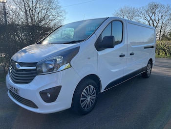 Vauxhall Vivaro feature image