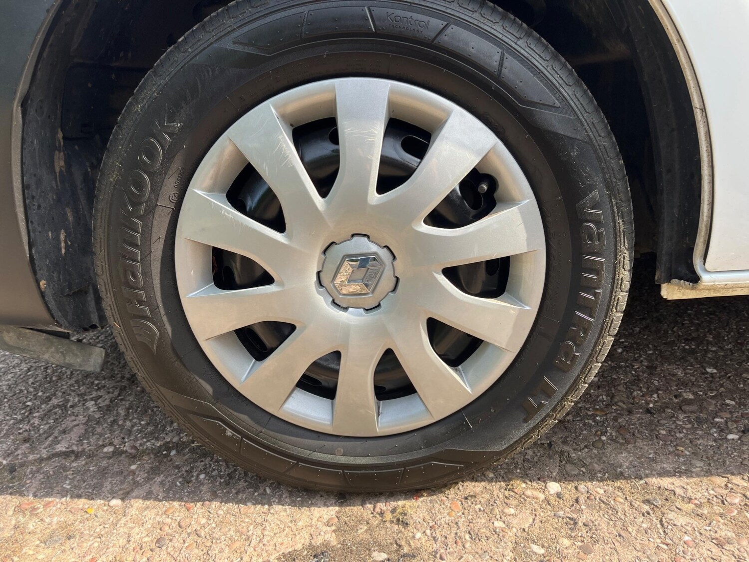 Vehicle 21