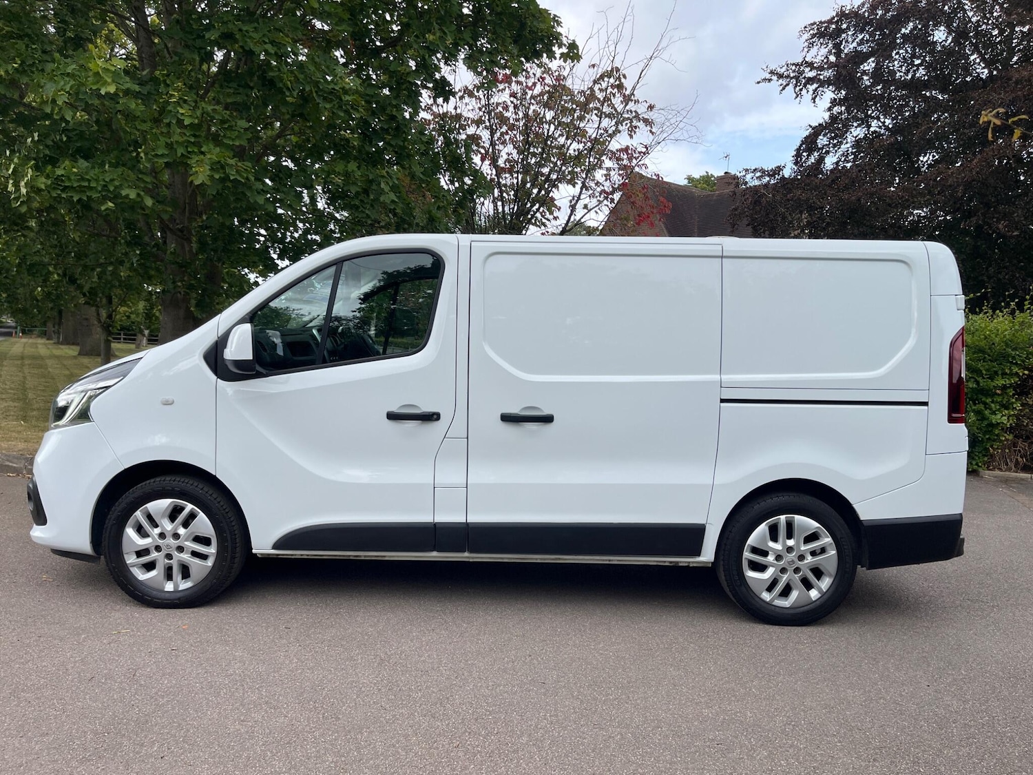 Used Renault Trafic 2020 for sale - 76987788: Photo 15