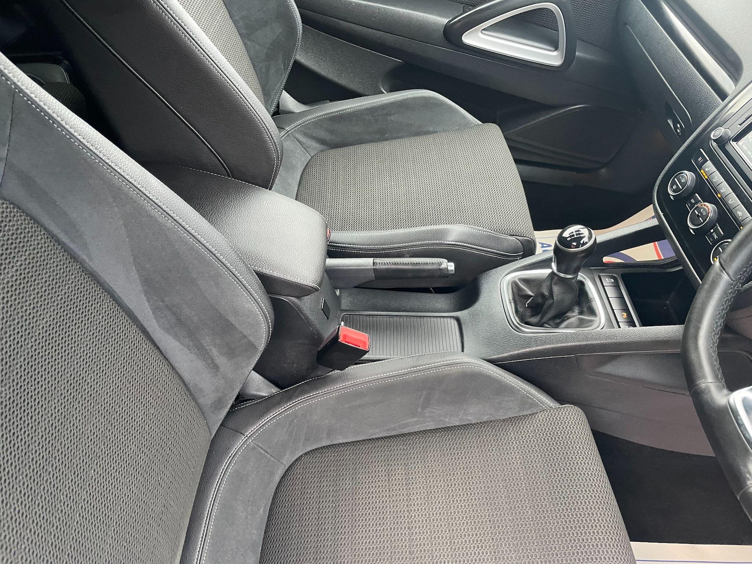 Used Volkswagen Scirocco 2016 for sale - 76849717: Photo 16