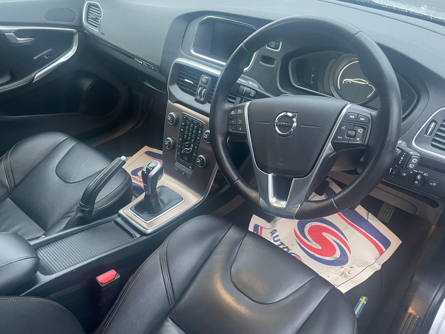 Used Volvo V40 2017 for sale - 76753053: Photo 16