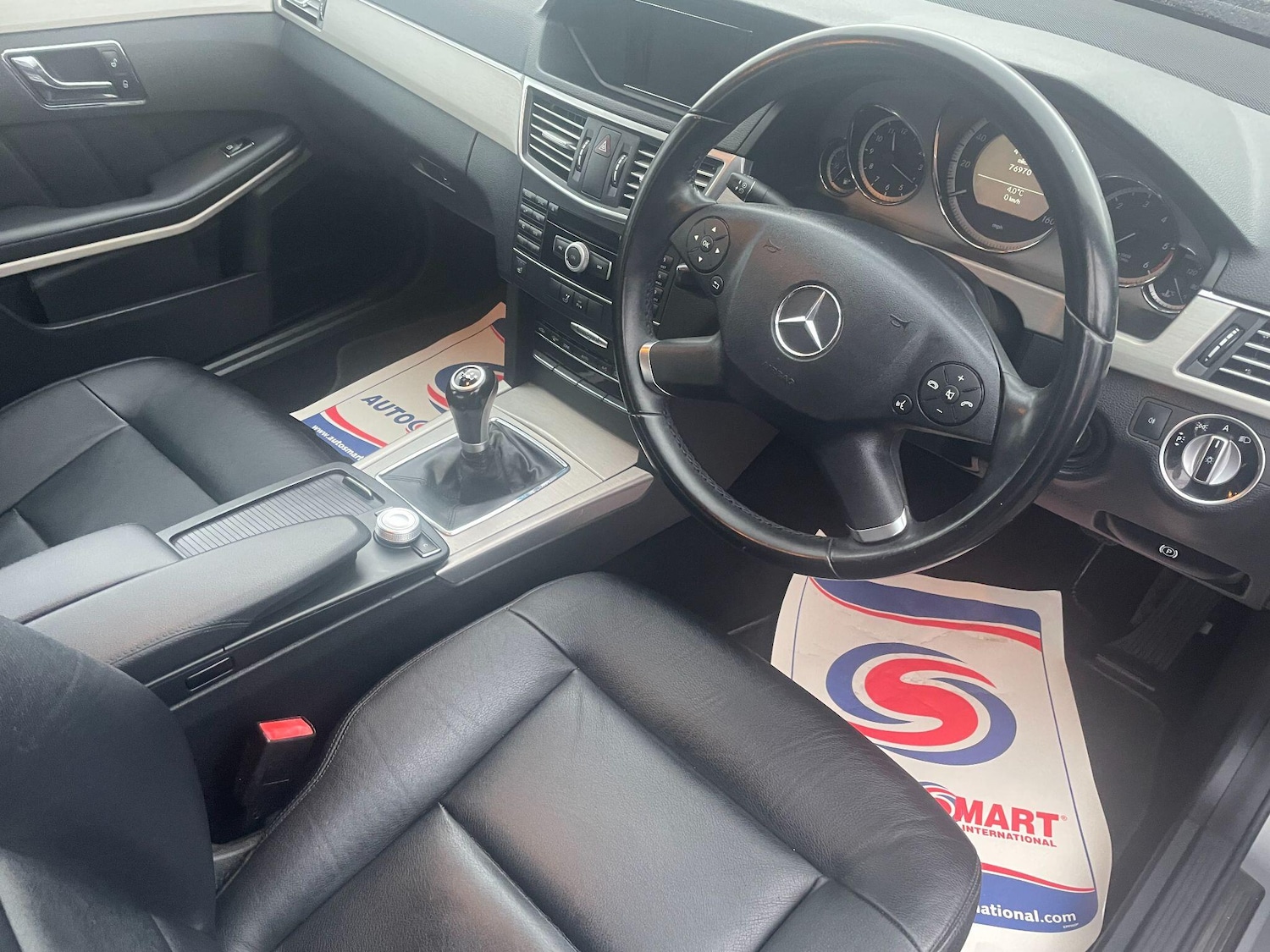 Used Mercedes-Benz E Class for sale - 77549831: Photo 15
