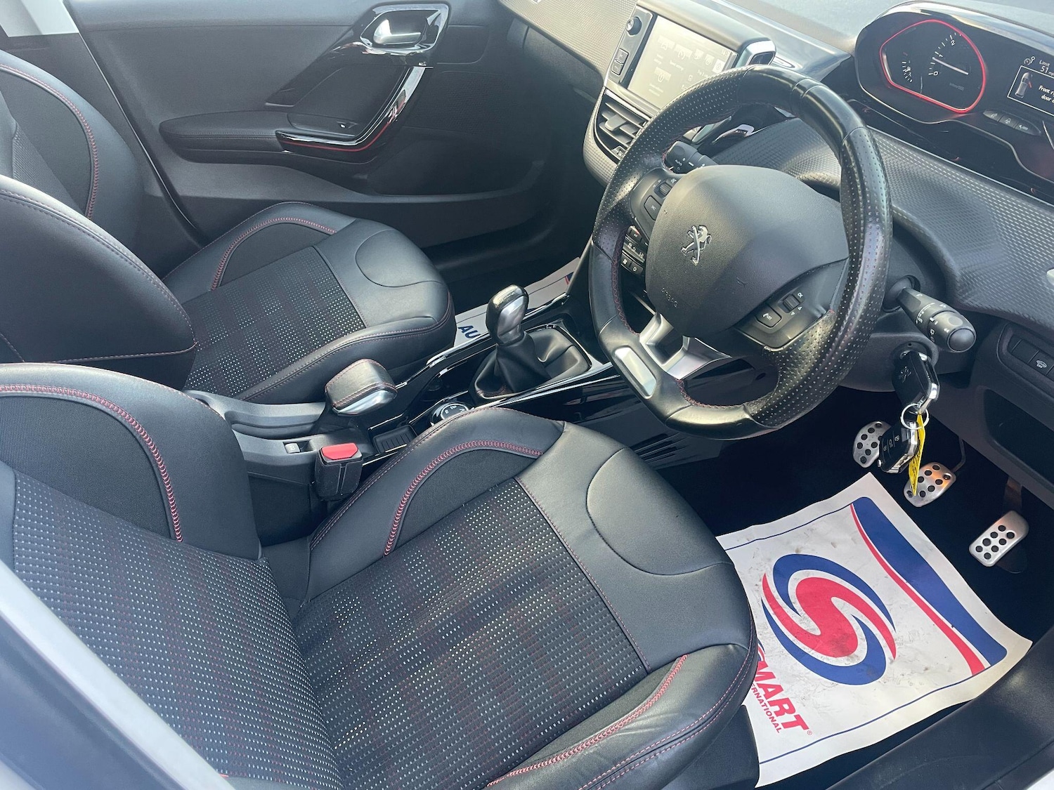 Used Peugeot 2008 2017 for sale - 76990230: Photo 15