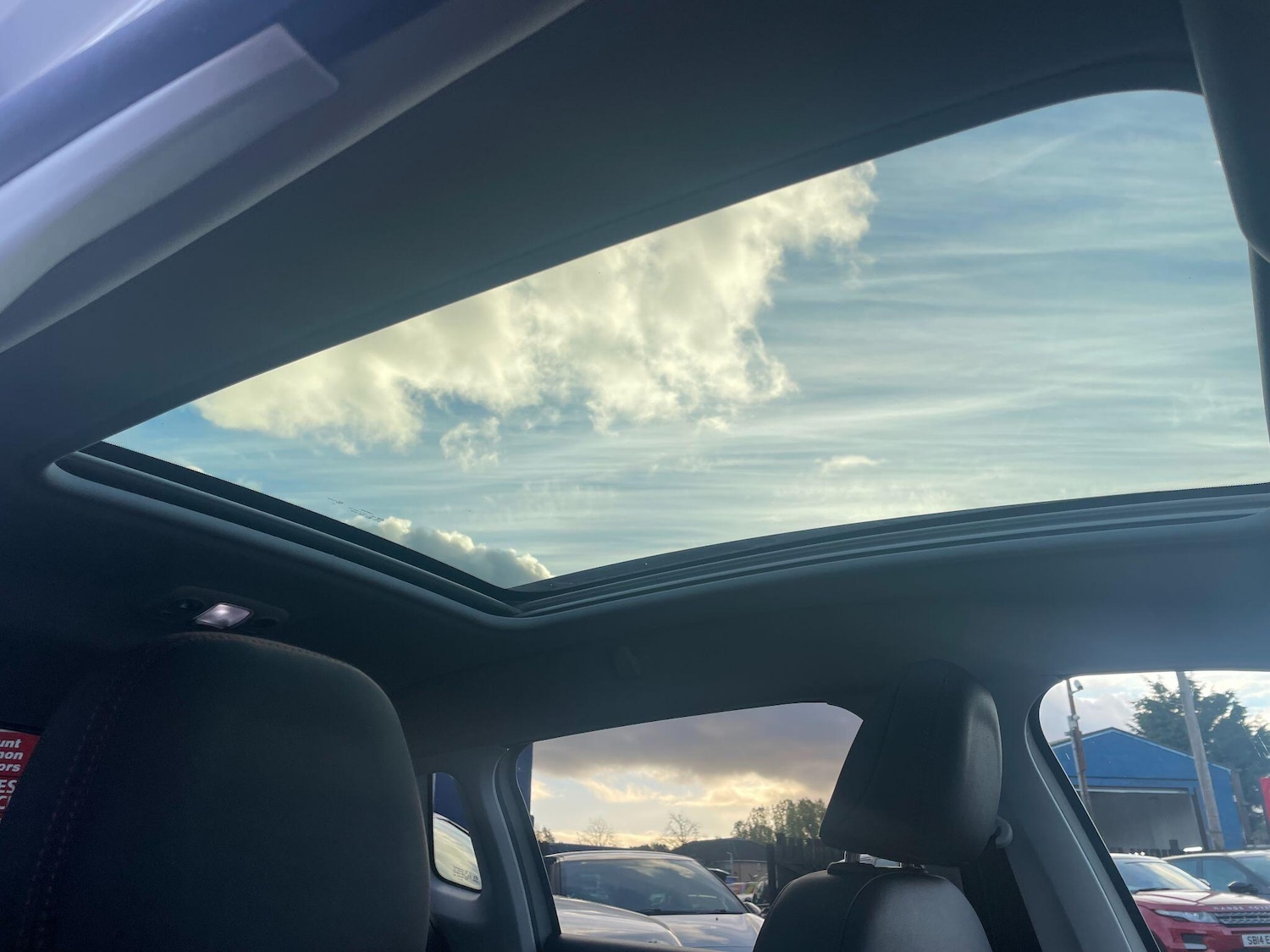 Used Peugeot 2008 2017 for sale - 76990230: Photo 18