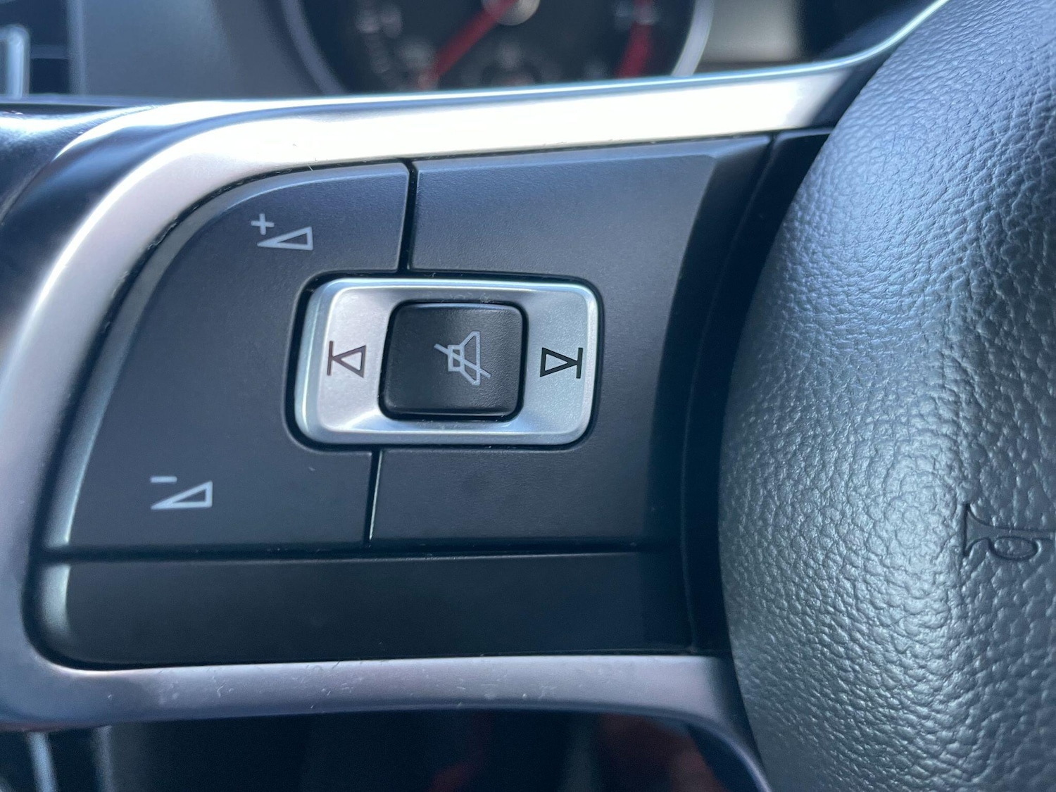 Used Volkswagen Polo 2017 for sale - 76926621: Photo 25