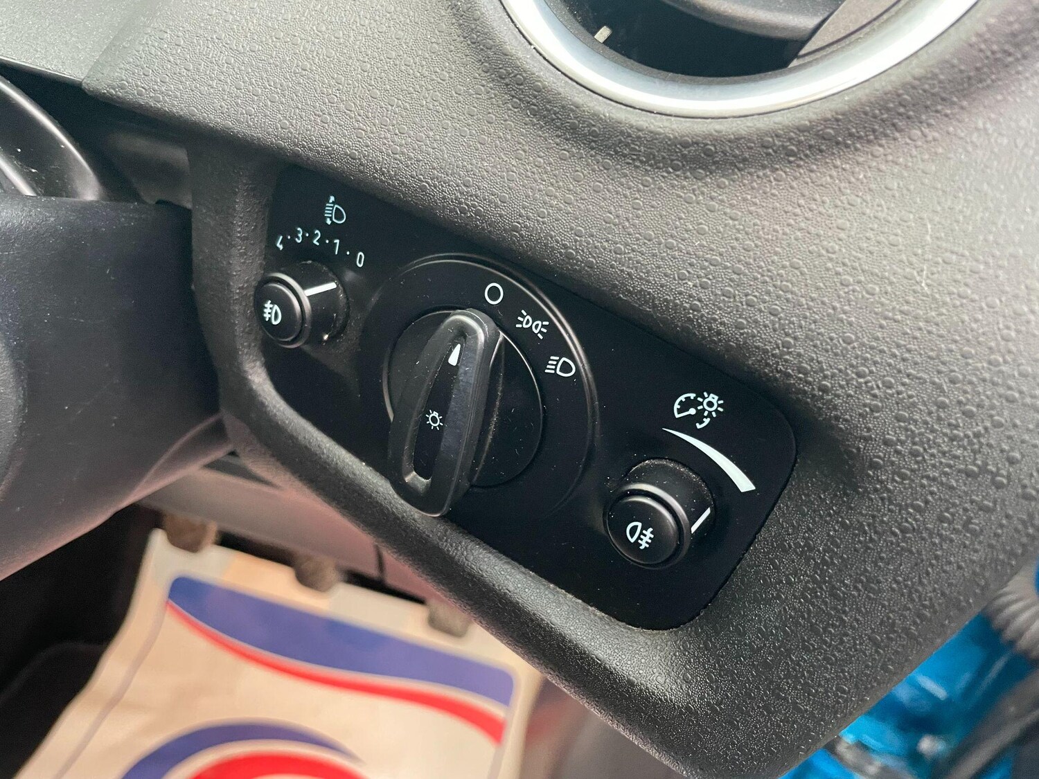 Used Ford Fiesta 2015 for sale - 76457898: Photo 21