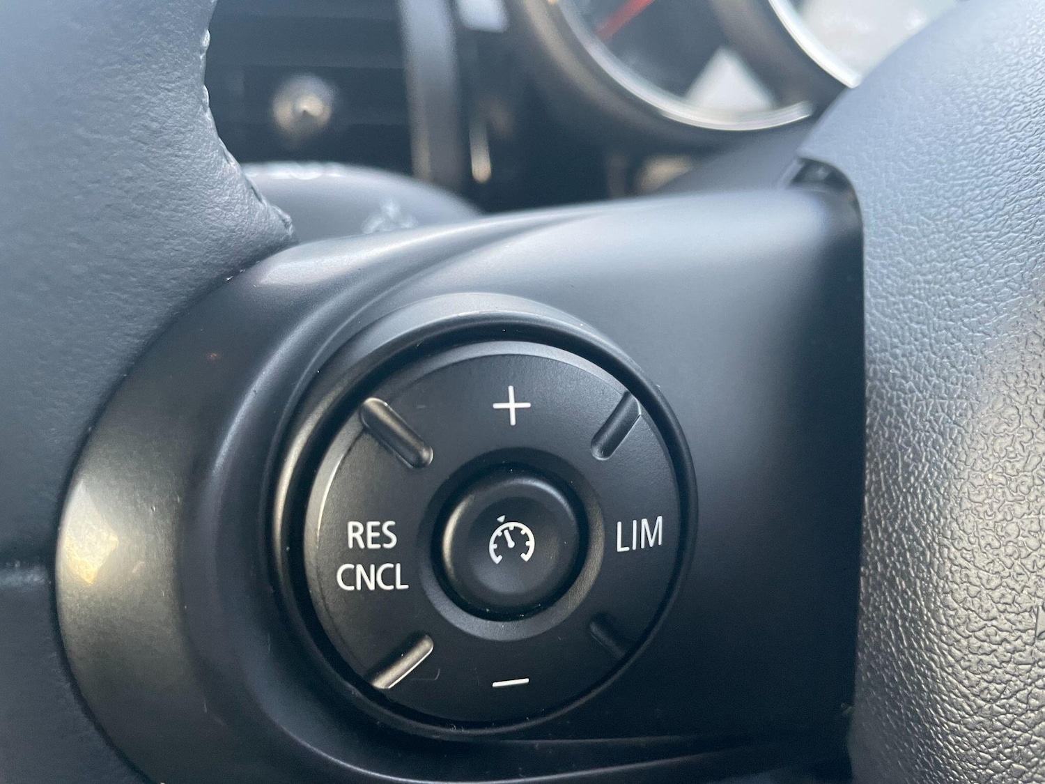 Used MINI Hatch 2018 for sale - 76953378: Photo 24